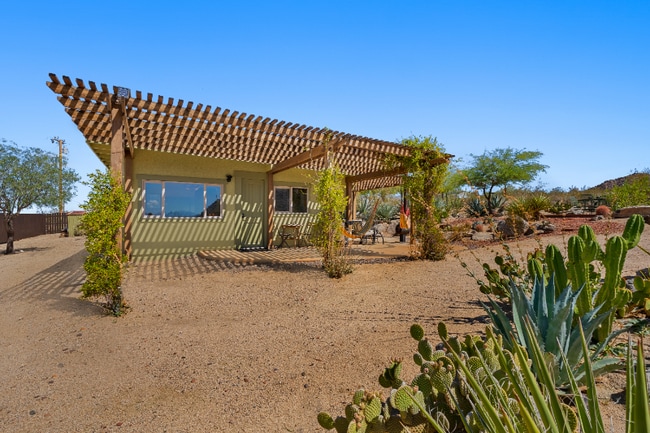 67939 Sullivan Rd in Twentynine Palms, CA - Building Photo - Building Photo