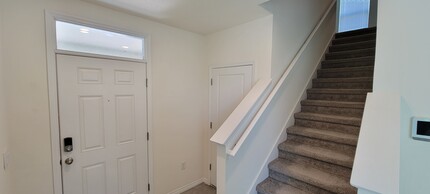 10743 Penny Gale Loop in San Antonio, FL - Building Photo - Building Photo