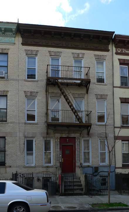 336 Chauncey St. in Brooklyn, NY - Building Photo