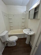 120 W Main St in Thurmont, MD - Building Photo - Building Photo