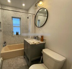 45 Bowdoin St, Unit 2 in Medford, MA - Foto de edificio - Building Photo