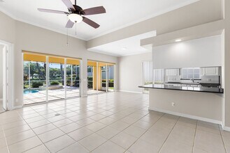 3928 Valentia Way in Naples, FL - Building Photo - Building Photo