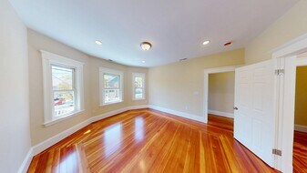 27 Champney St in Boston, MA - Building Photo