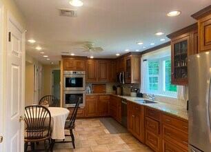 437 Green Hill Rd in Madison, CT - Building Photo - Building Photo