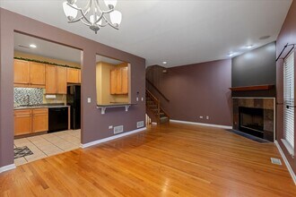 3817 N Milwaukee Ave in Chicago, IL - Building Photo - Building Photo