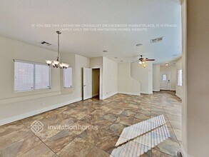 1676 Little Crow Ave in Las Vegas, NV - Building Photo - Building Photo