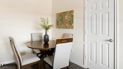 901 Lakeside Cir, Unit 3205 in Lewisville, TX - Foto de edificio - Building Photo