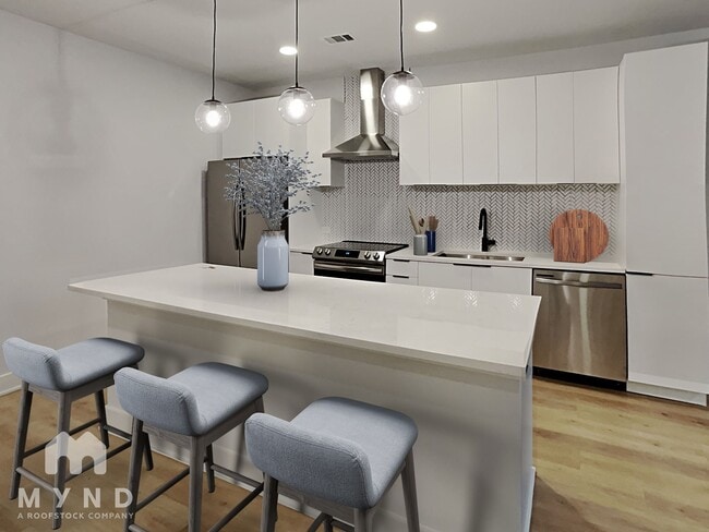 property at 2500 Longview St