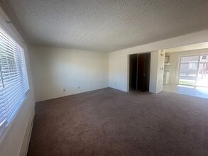 536 W 42nd St in Scottsbluff, NE - Building Photo - Building Photo