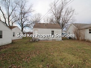 3912 E Lynn St in Anderson, IN - Building Photo - Building Photo