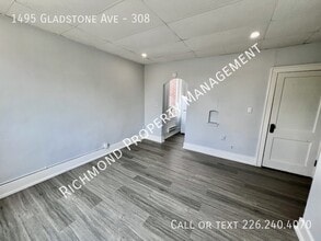 1495 Gladstone Ave in Windsor, ON - Building Photo - Building Photo