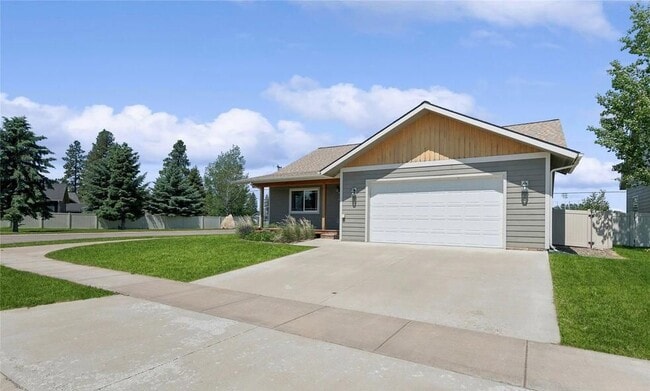 551 Evening Star Ln in Columbia Falls, MT - Building Photo - Building Photo