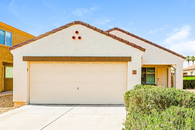 property at 1453 E Kelsi Ave