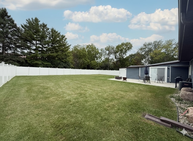 621 Cook St in De Pere, WI - Building Photo - Building Photo