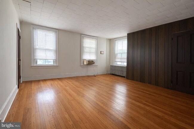 115 W Broadway in Salem, NJ - Building Photo - Building Photo