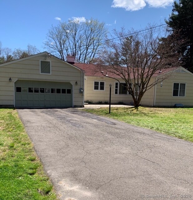 14 Northfield Dr in Westport, CT - Foto de edificio