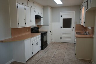 3008 47th St in Lubbock, TX - Building Photo - Building Photo