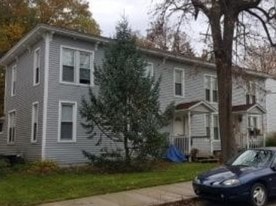 353 Locust St in Valparaiso, IN - Building Photo