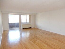 9 Hawthorne Pl in Boston, MA - Building Photo