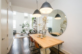 361 Graham Avenue, Brooklyn, NY 11211 in Brooklyn, NY - Foto de edificio - Interior Photo