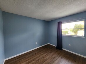 732 Joel Blvd in Lehigh Acres, FL - Building Photo - Building Photo