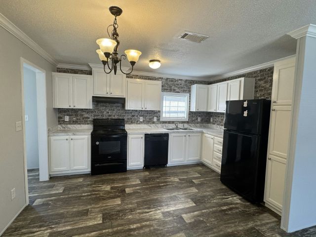 9711 Linda Pl in Tampa, FL - Building Photo - Building Photo