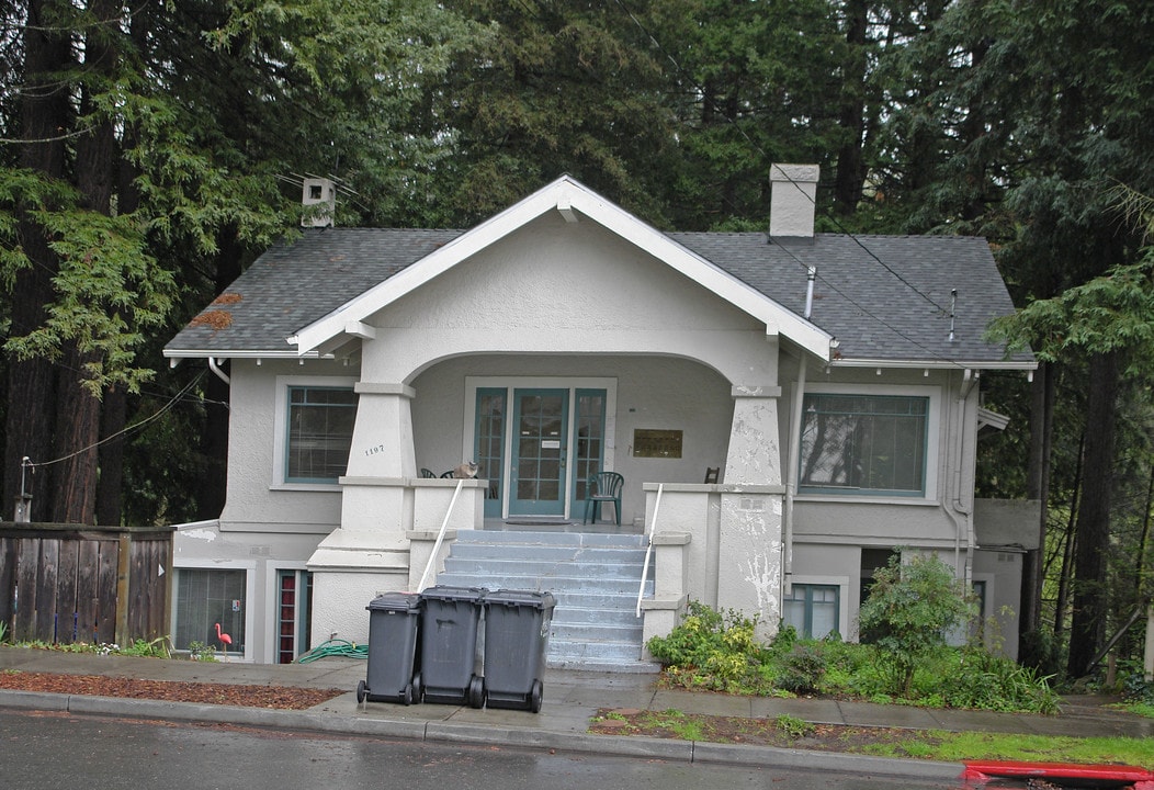 1197 Euclid Ave in Berkeley, CA - Building Photo