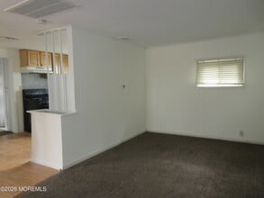 319 13th Ave in Belmar, NJ - Building Photo - Building Photo