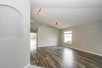 1739 Sweetspire Dr in Trinity, FL - Building Photo - Building Photo