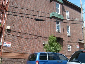 1601 Summit Ave in Union City, NJ - Building Photo - Building Photo