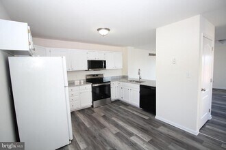 228 Trafalgar Dr in Dover, DE - Building Photo - Building Photo