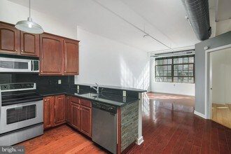 112 N 2nd St-Unit -3A in Philadelphia, PA - Building Photo - Building Photo