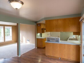 3905 SW Western Blvd in Corvallis, OR - Building Photo - Building Photo