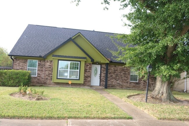 12615 Huntington Venture Dr