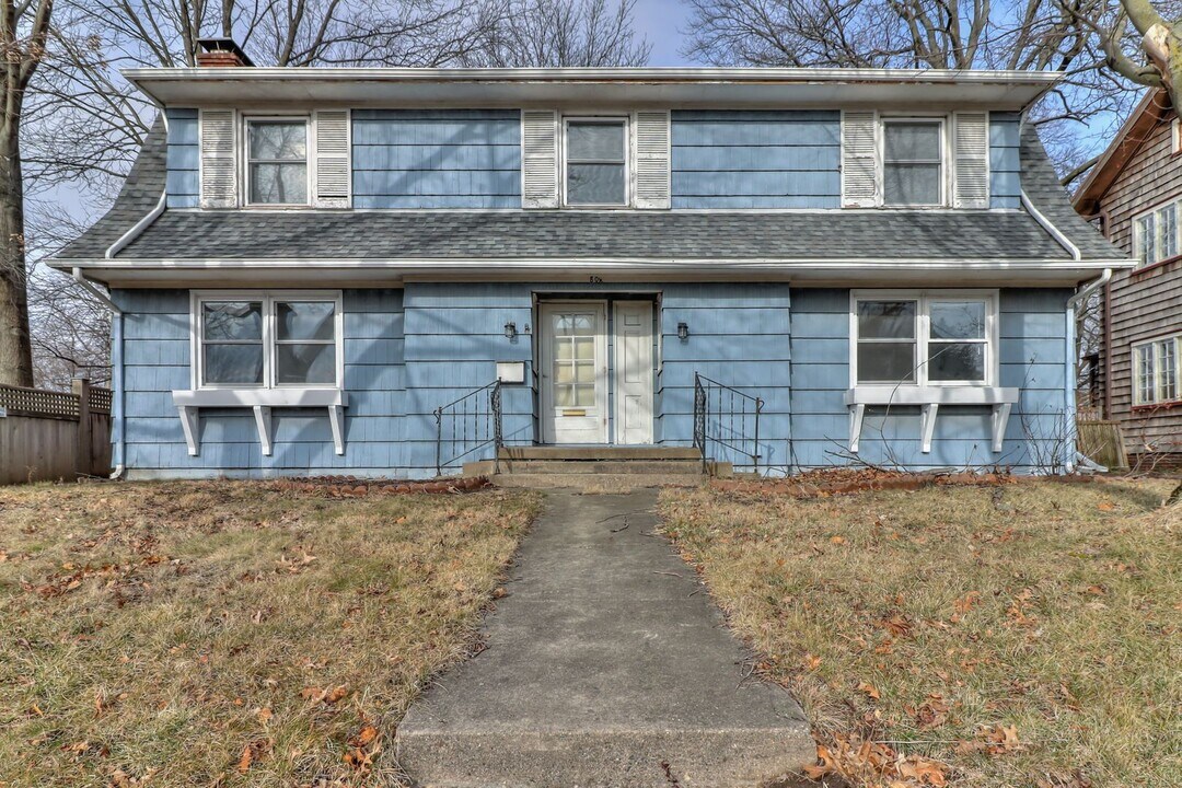 804 W Florida Ave in Urbana, IL - Building Photo