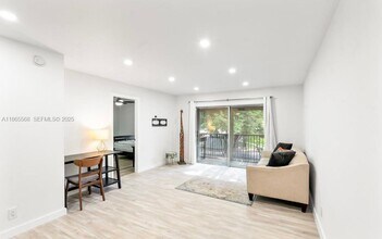 8750 Royal Palm Blvd in Coral Springs, FL - Building Photo - Building Photo