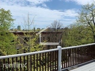 90 Browne St-Unit -Apt 3 in Brookline, MA - Building Photo
