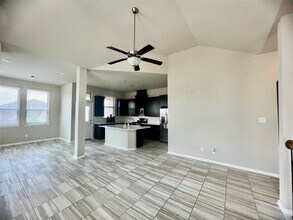 8758 Laurel Crest Dr in Sienna, TX - Building Photo - Building Photo