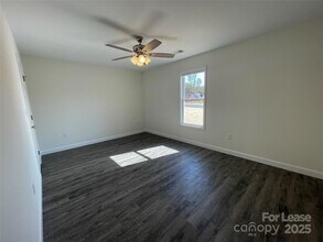 4020 Eugene Dr in Lincolnton, NC - Building Photo - Building Photo