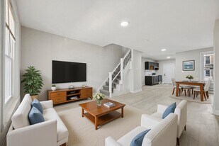 831 S Allison St in Philadelphia, PA - Building Photo