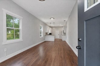 1213 E 12th Ave in Tampa, FL - Building Photo - Building Photo