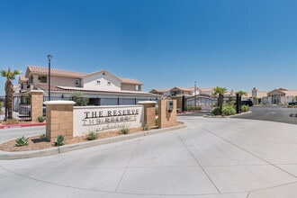 The Reserve at Ritchie Ranch in Visalia, CA - Building Photo - Building Photo