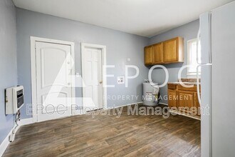 534 Warriner St in Reidsville, NC - Building Photo - Building Photo