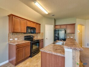 216 Teron Dr in San Marcos, TX - Building Photo - Building Photo