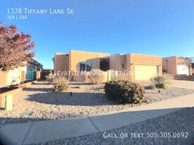 1378 Tiffany Ln SE