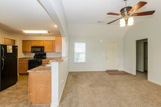 10221 Adikson Dr in Cordova, TN - Building Photo - Building Photo