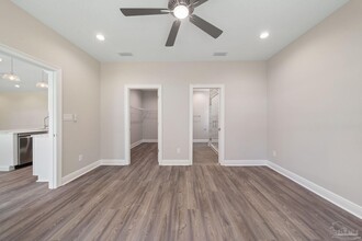 6477 Bay Oaks Dr in Milton, FL - Building Photo - Building Photo