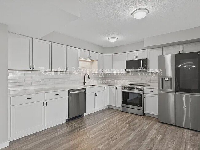 property at 7220 York Ave S