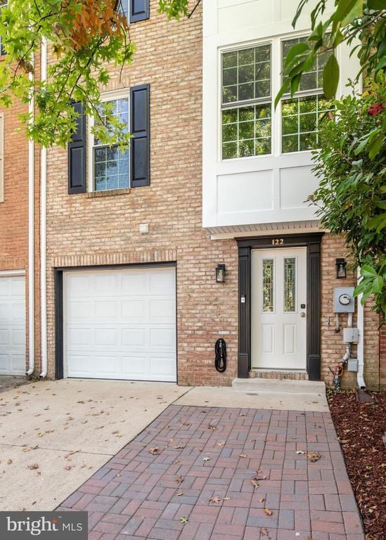 property at 122 Sanborn Pl