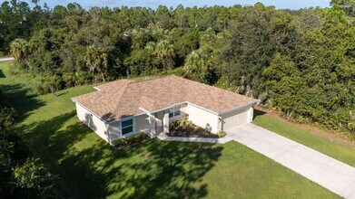 6443 Fielding St in North Port, FL - Building Photo - Building Photo